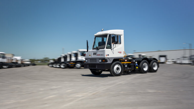 Grønnere med Kalmar Elektrisk Terminaltraktor