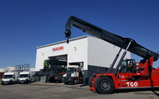 Kalmar helps keep France’s transatlantic traffic moving